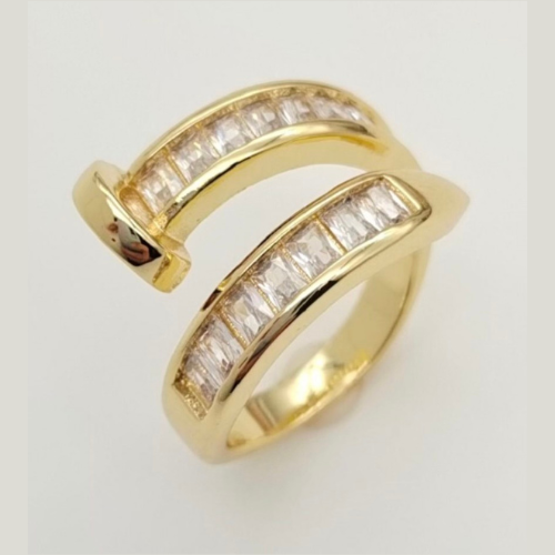 Luxe Nail