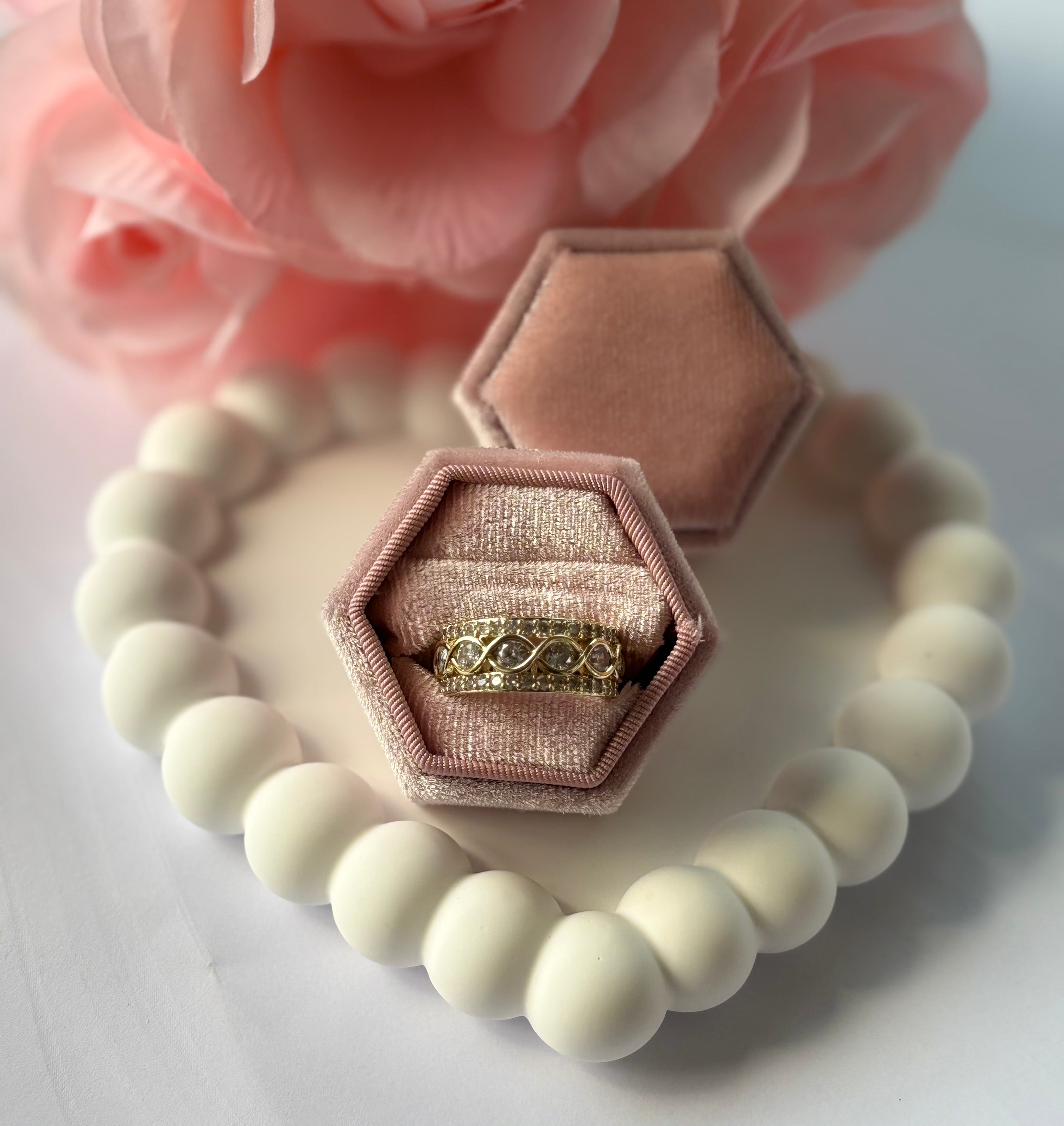 Twirl of Diamond Ring