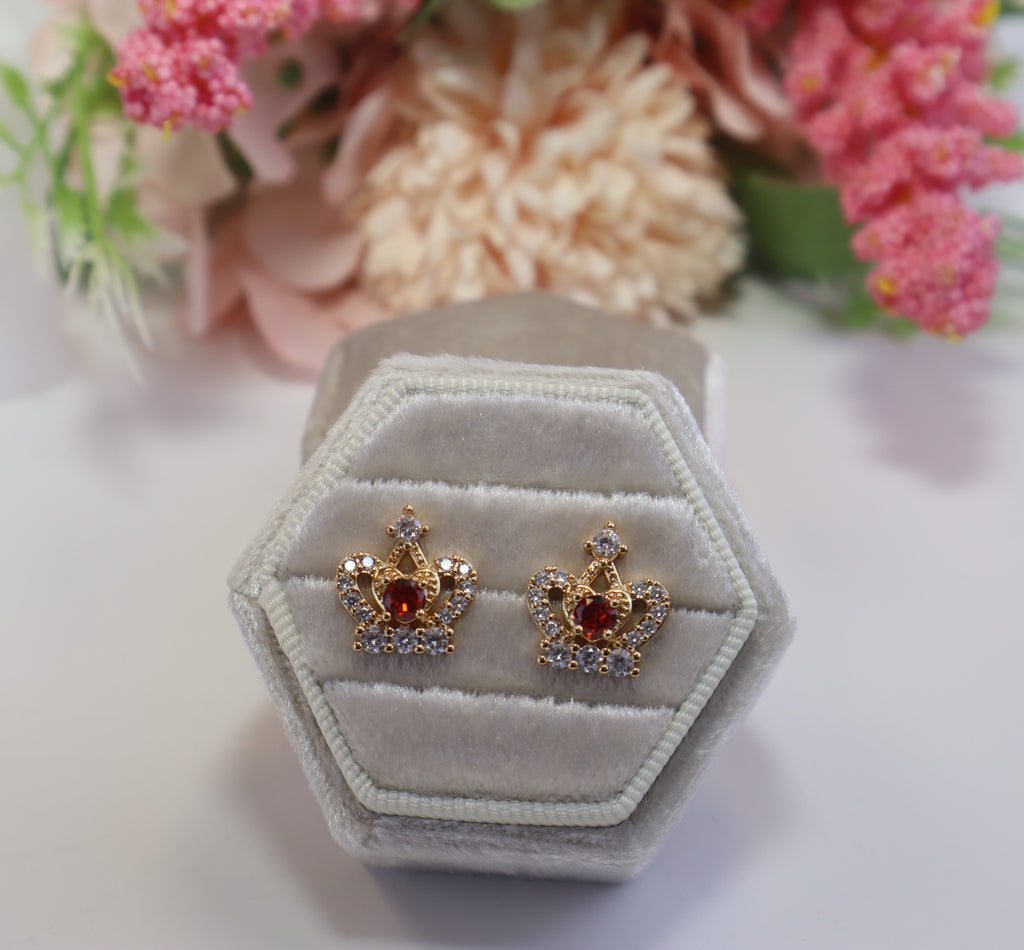 Queen of Hearts Studs