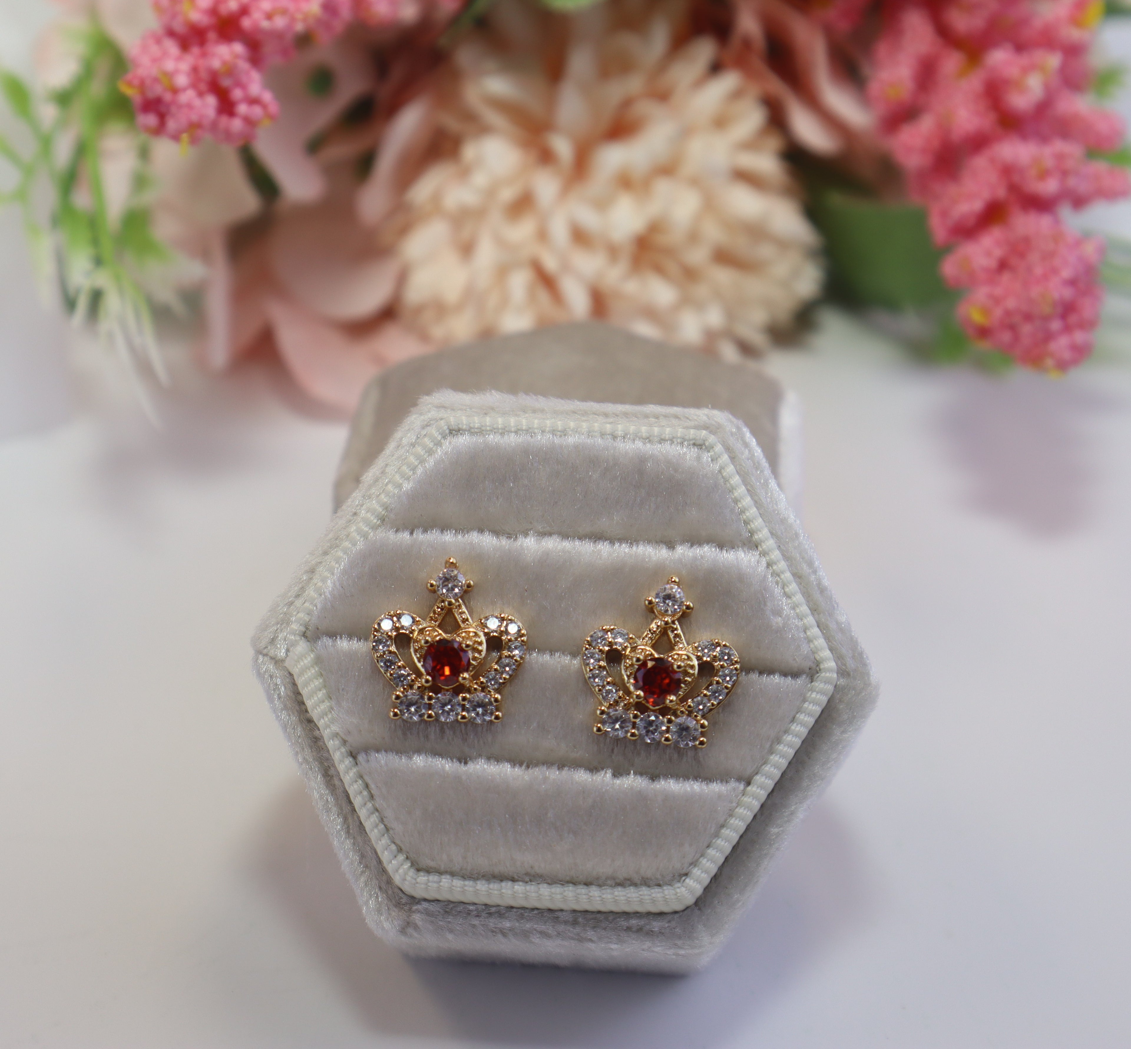 Queen of Hearts Studs